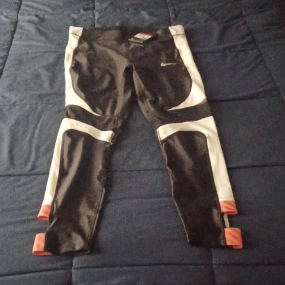 Womans Nike running pants
